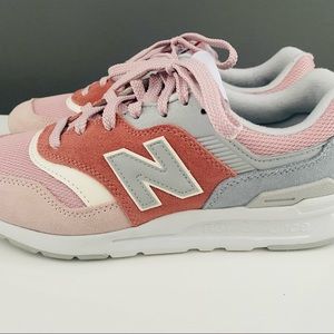 New Balance Womens Sneakers